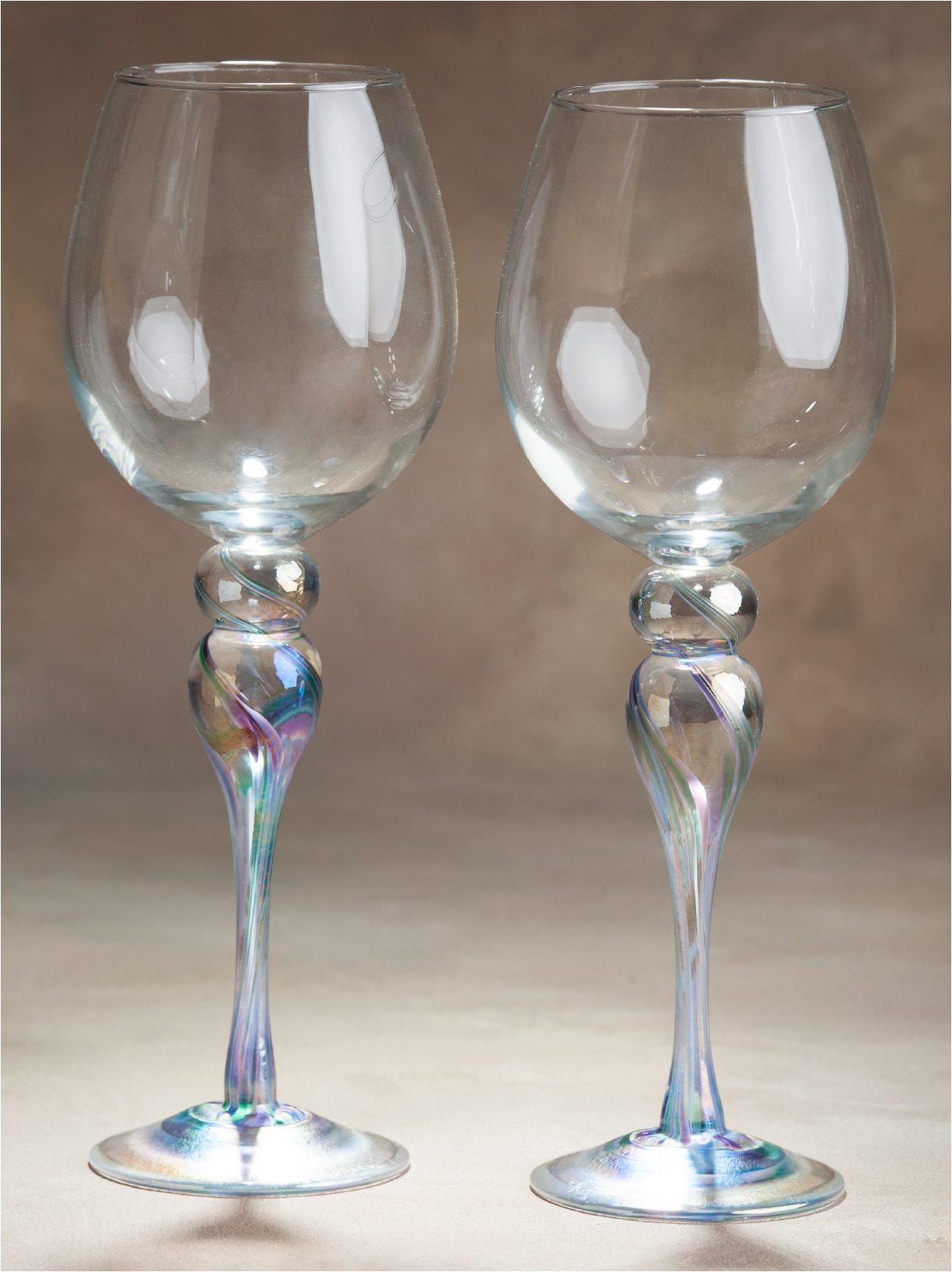 https://www.cajuntreats.com/wp-content/uploads/2016/10/RED-WINE-GLASSES.jpg